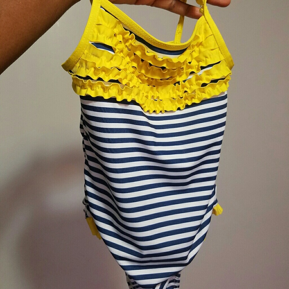 Bathing suit